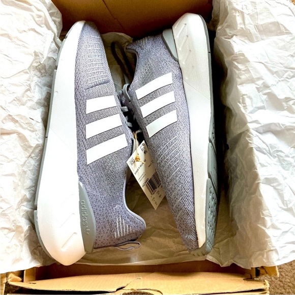 🆕 Adidas Men’s Swift Run 22 Athletic Running Shoes - Picture 11 of 12